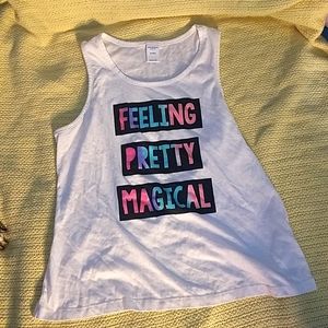 Arizona girl's xl (181/2) feeling pretty magical whitetank multi color letters